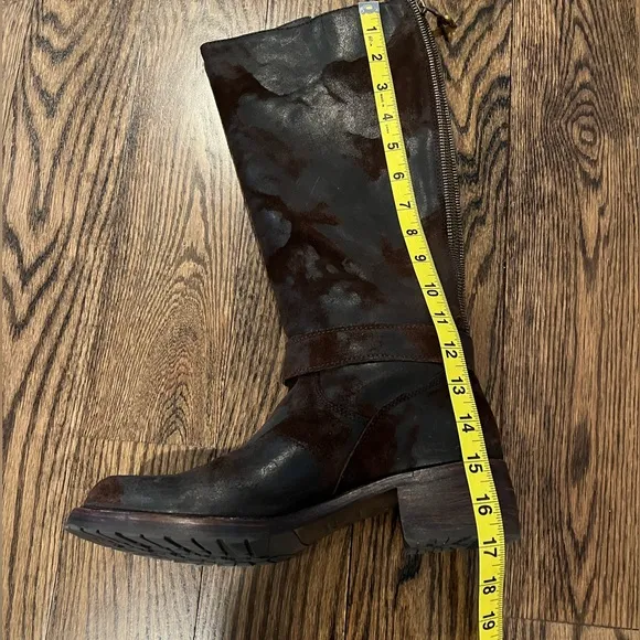 Women’s Donald J Pliner Vintage suede boots