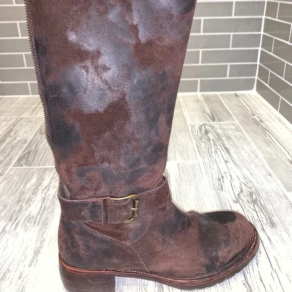 Women’s Donald J Pliner Vintage suede boots