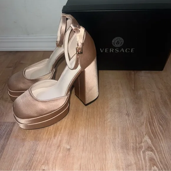 Women's Nude Double PlatformShoes Size 36.5