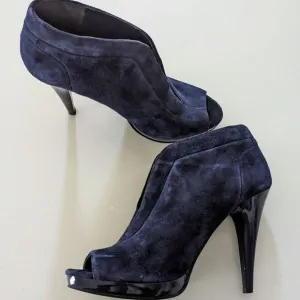 Women's Nine West Booties Open To Ankle Boots Slips Deep V Cut Dark Blue 7 4&quot;
