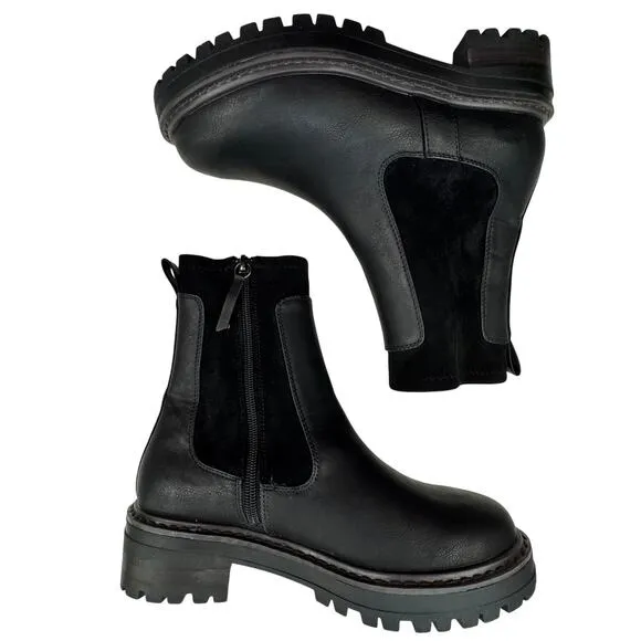 Yellowbox Black Faux Suede Sides Lug Sole Classic Chelsea Boots Women's Size 7