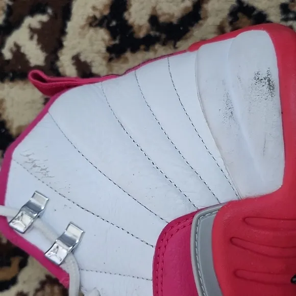 🏀Youth Air Nike Jordan 12 Retro Dynamic GG Sneakers; White/Bright Pink; 5.5 Y
