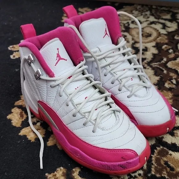 🏀Youth Air Nike Jordan 12 Retro Dynamic GG Sneakers; White/Bright Pink; 5.5 Y