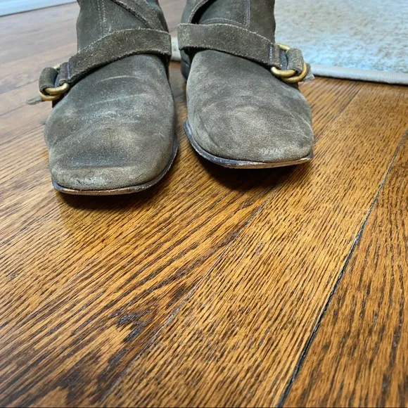 Yves Saint Laurent Brown Suede Boots