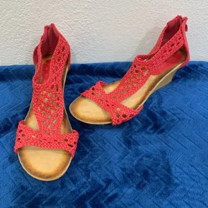 ❤Z01- PATRIZIA by SPRING STEP Woven Zip Back Sandals coral color