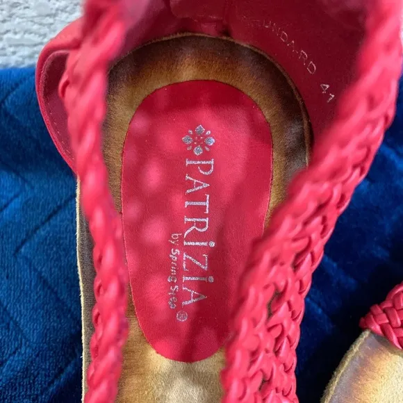 ❤Z01- PATRIZIA by SPRING STEP Woven Zip Back Sandals coral color