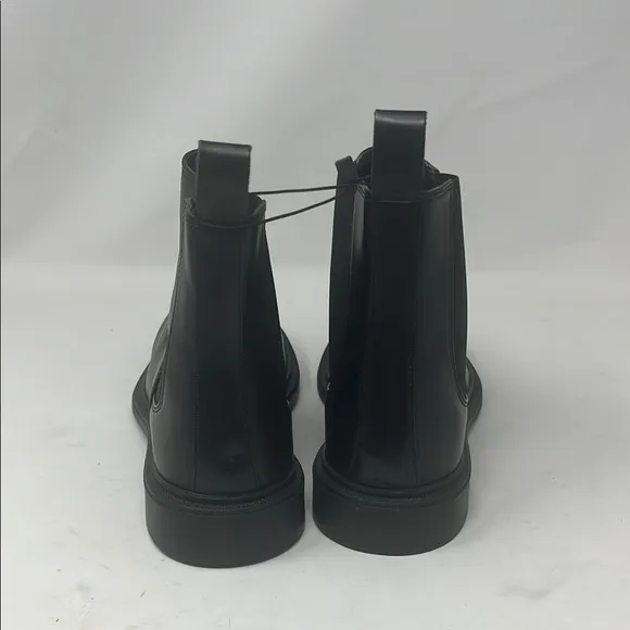 Zara Black Leather Chelsea Boots SZ 7