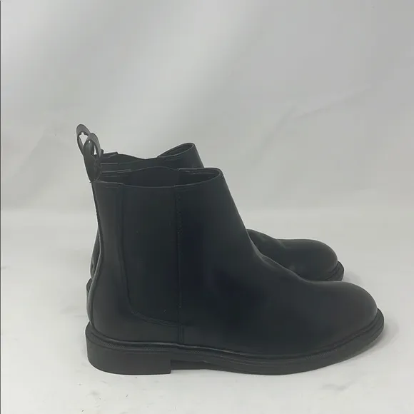 Zara Black Leather Chelsea Boots SZ 7